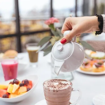 Lindauer Hof Отель 4*