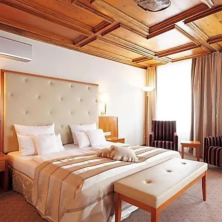 Hotel Lindauer Hof 4*